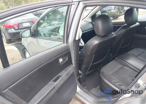 2011 Nissan Sentra 2.0Sl z USA, uszkodzony, nr VIN 3N1AB6AP5BL657740